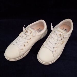 BRAND NEW!!! Bobs Skechers Sneakers